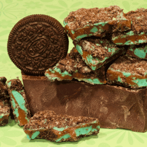 Mint Cookies & Cream English Toffee